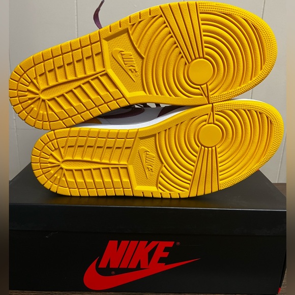 Jordan 1 Brotherhood OG High - Picture 5 of 5